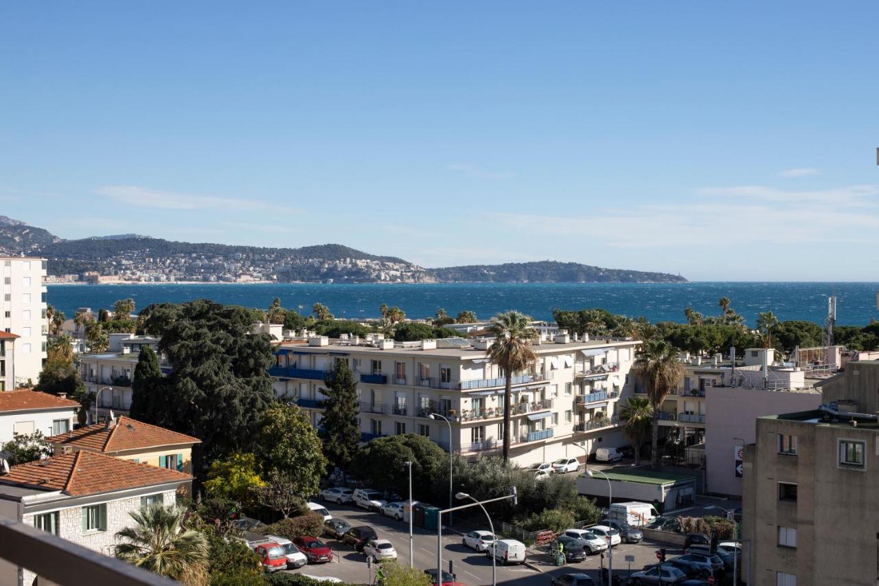 Studio With Terrace And Sea View, 10 Min To The Beach Nice Bagian luar foto