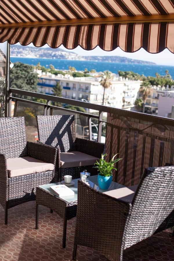 Studio With Terrace And Sea View, 10 Min To The Beach Nice Bagian luar foto